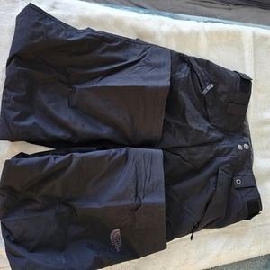 Snow pants and gloves